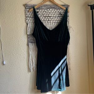 Victoria secret size large Women's Velvet V-Neck Mini Dress - Dark Green